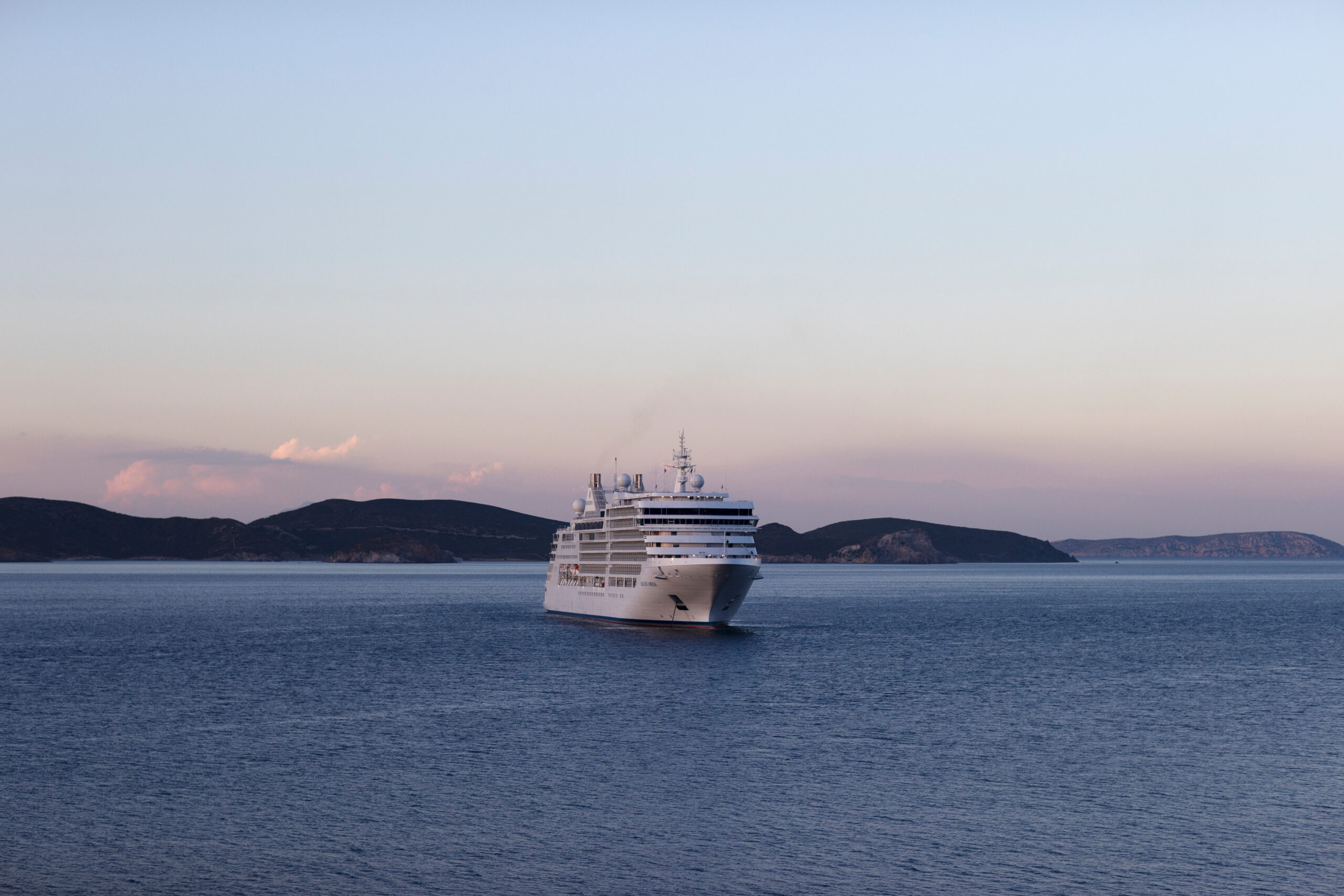when is the best time to cruise the mediterranean
