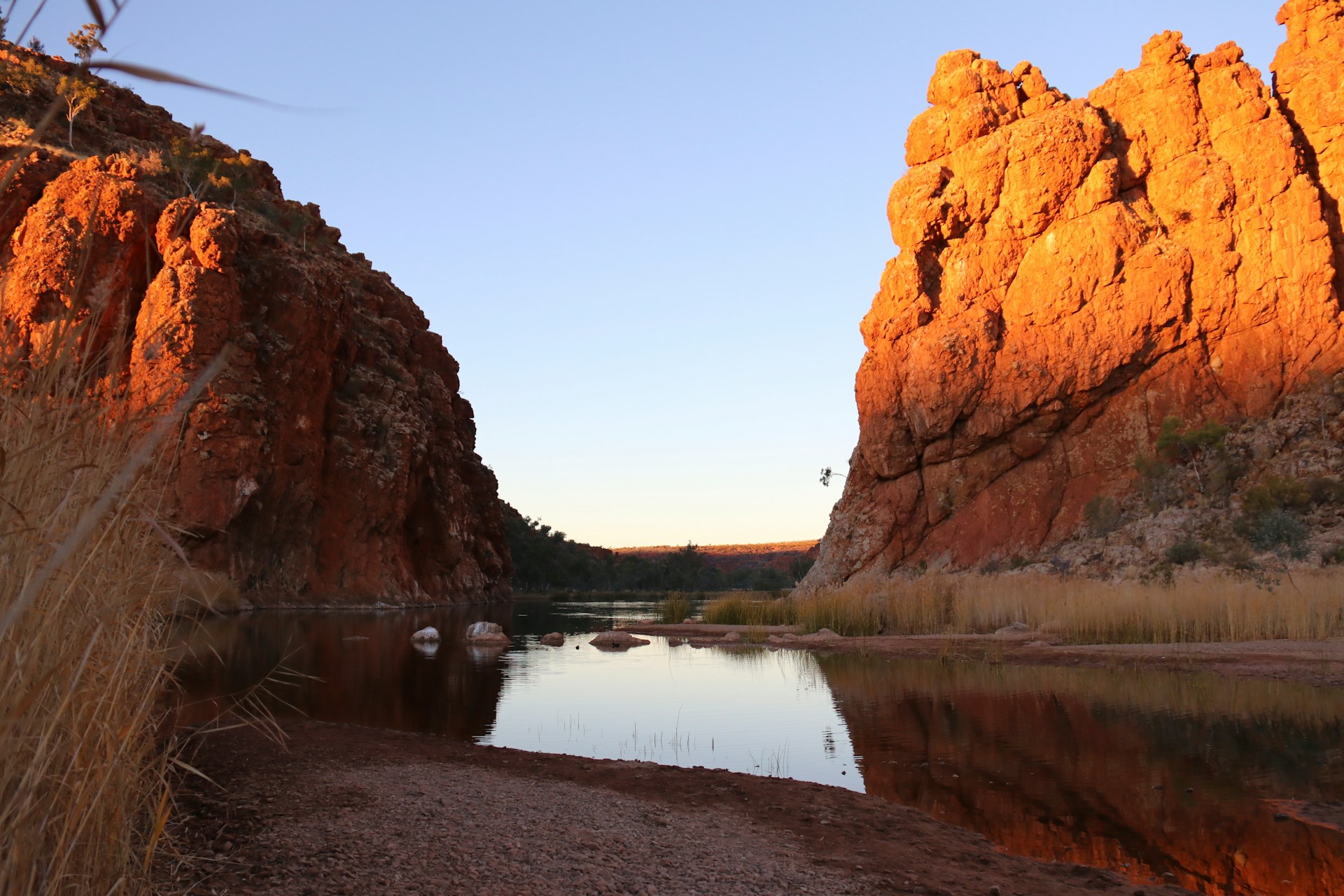 best time to visit alice springs and uluru